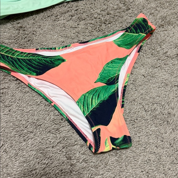 Cupshe bathing suits x2 - Picture 5 of 5